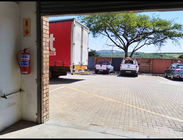 136M² WAREHOUSE TO LET IN NELSPRUIT CENTRAL